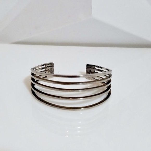 Incredible GUCCI Sterling Silver Cuff Bracelet